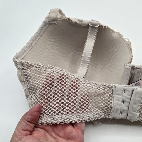 Victoria's Secret | Cream Lace Dream Angels Lined Demi Bra Size 36DDD - Picture 4 of 7